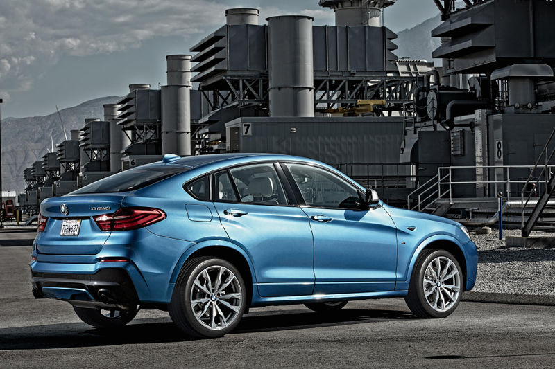 Illustration for article titled The BMW X4 M40i Is Your 355 Horsepower Budget X6 M